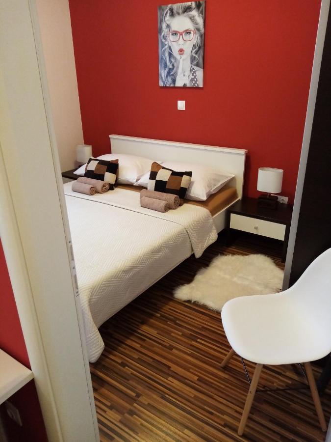 Tomena Apartment